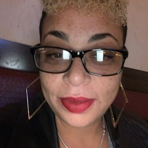 Meet your Posher, Christen